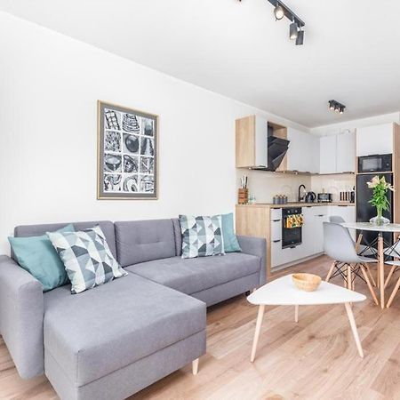 Modern Riverside Apartment With Free Parking Space Щецин Экстерьер фото